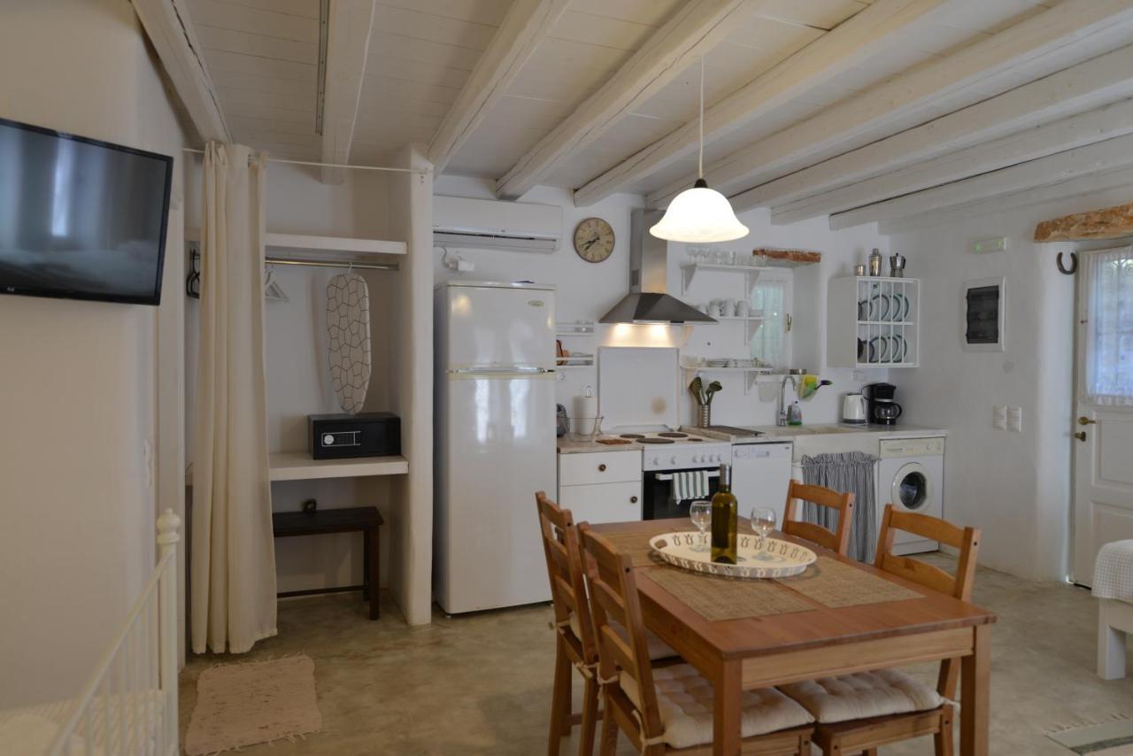 K Homes-Family Stone Suite Tinos Luaran gambar