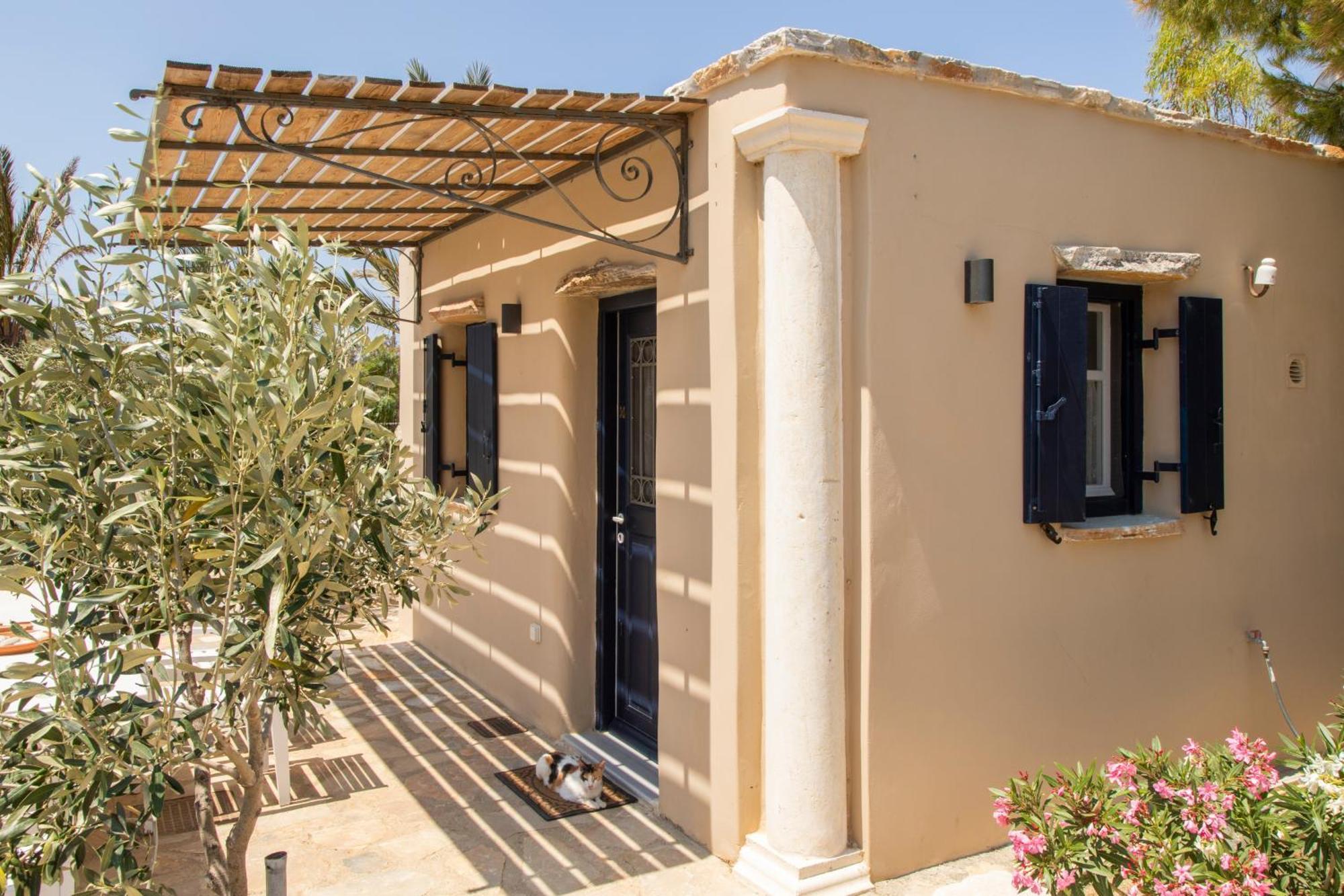 K Homes-Family Stone Suite Tinos Luaran gambar